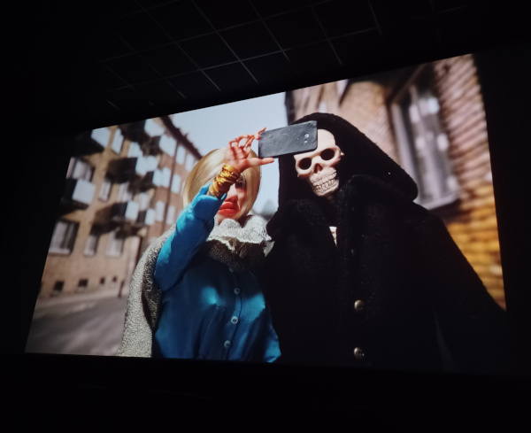 Ultima giornata al Savoia Cityplex, inaugurata dal nuovo blocco di cortometraggi: "The Lovers" segna il ritorno al festival di Carolina Sandvik